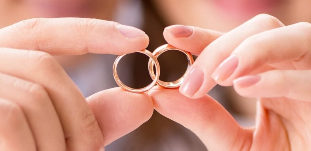 સંબંધો તૂટે છે સોશિયલ મીડિયાને કારણે!